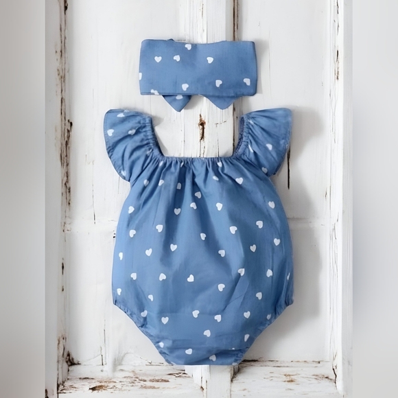 Bundle Bubble Heart Short Sleeve Romper and Boho Beige Romper - Picture 4 of 10